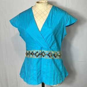 J Marco Sleeveless Blue V Neck Size 10. Gold Sequin & Thread. Side Zip Like New